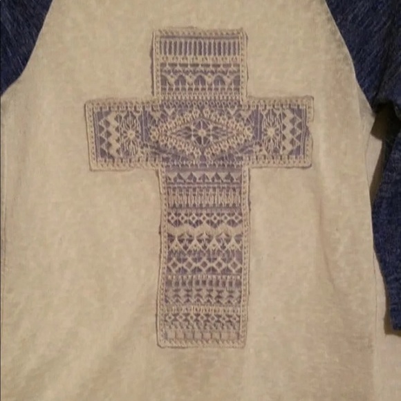 Almost Famous Raglan Tee - Picture 5 of 5